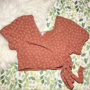 Americans Eagle Puff Sleeve Wrap Front Shirt